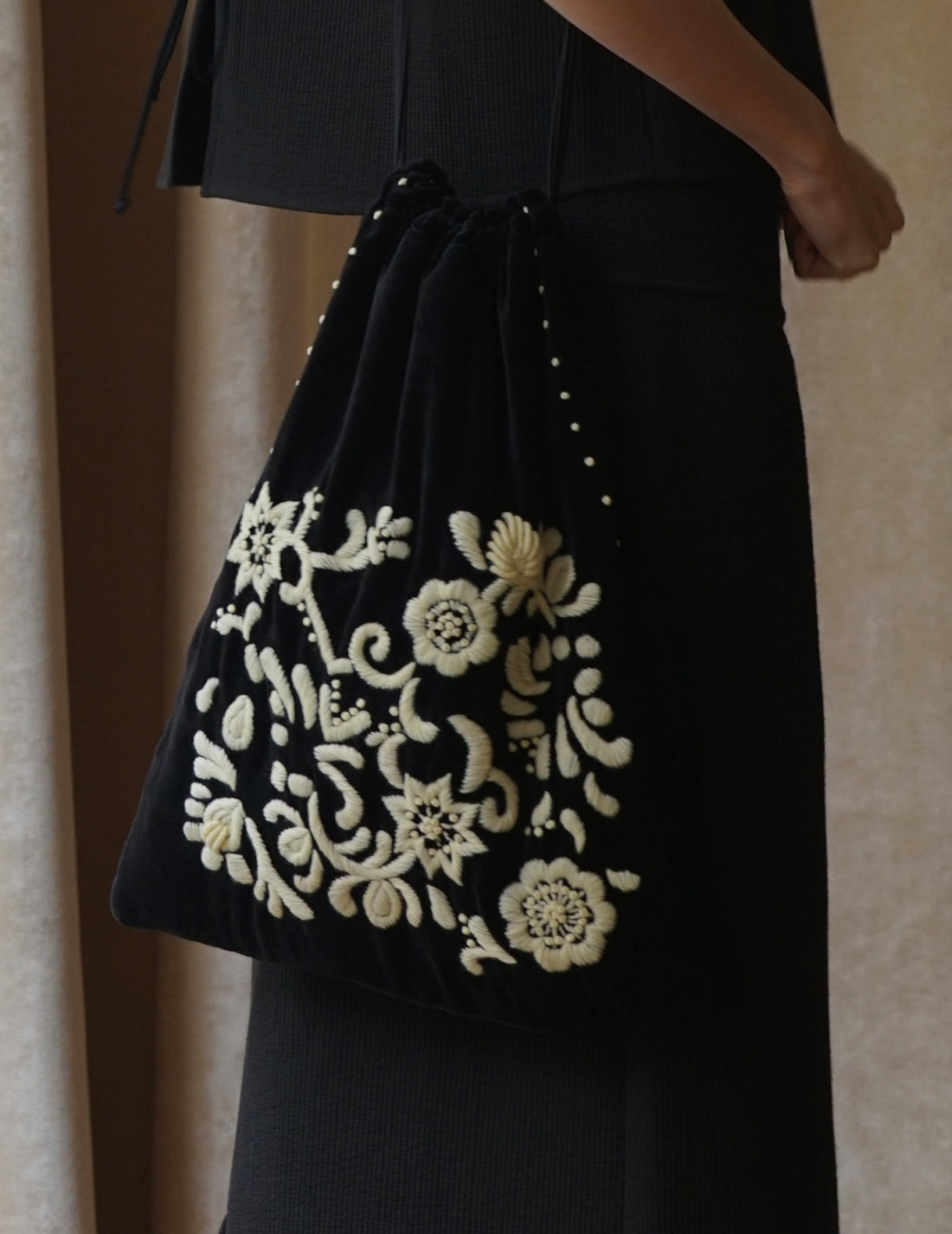 Khadi and Co | Velvet Bag - Black