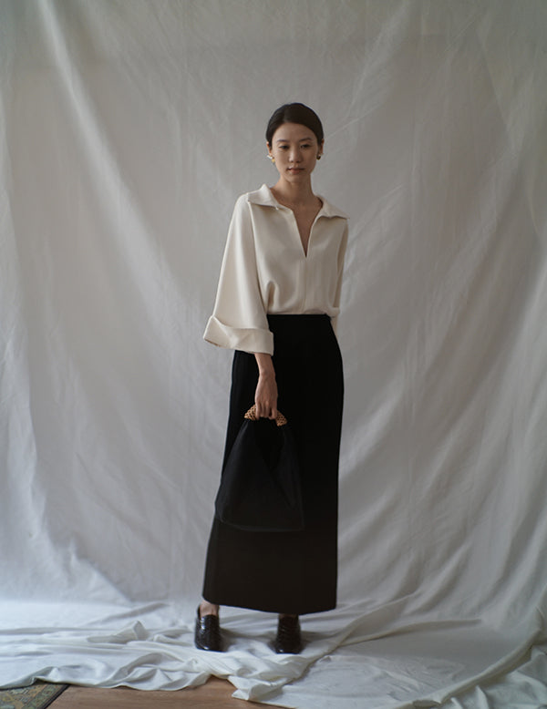 KAMARO’AN | Woven Triangle Bag - Ink - S