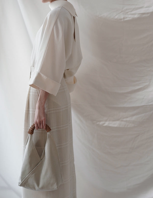 KAMARO’AN | Woven Triangle Bag - Ivory - L