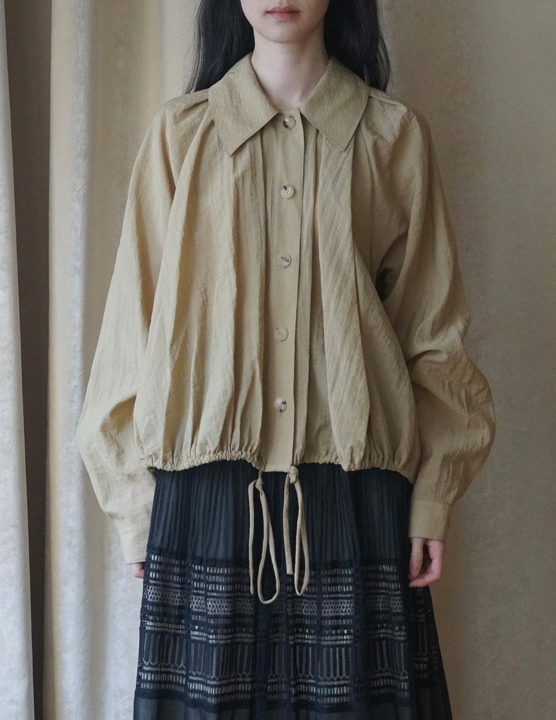 Chemise à fronces et cravate - Sable