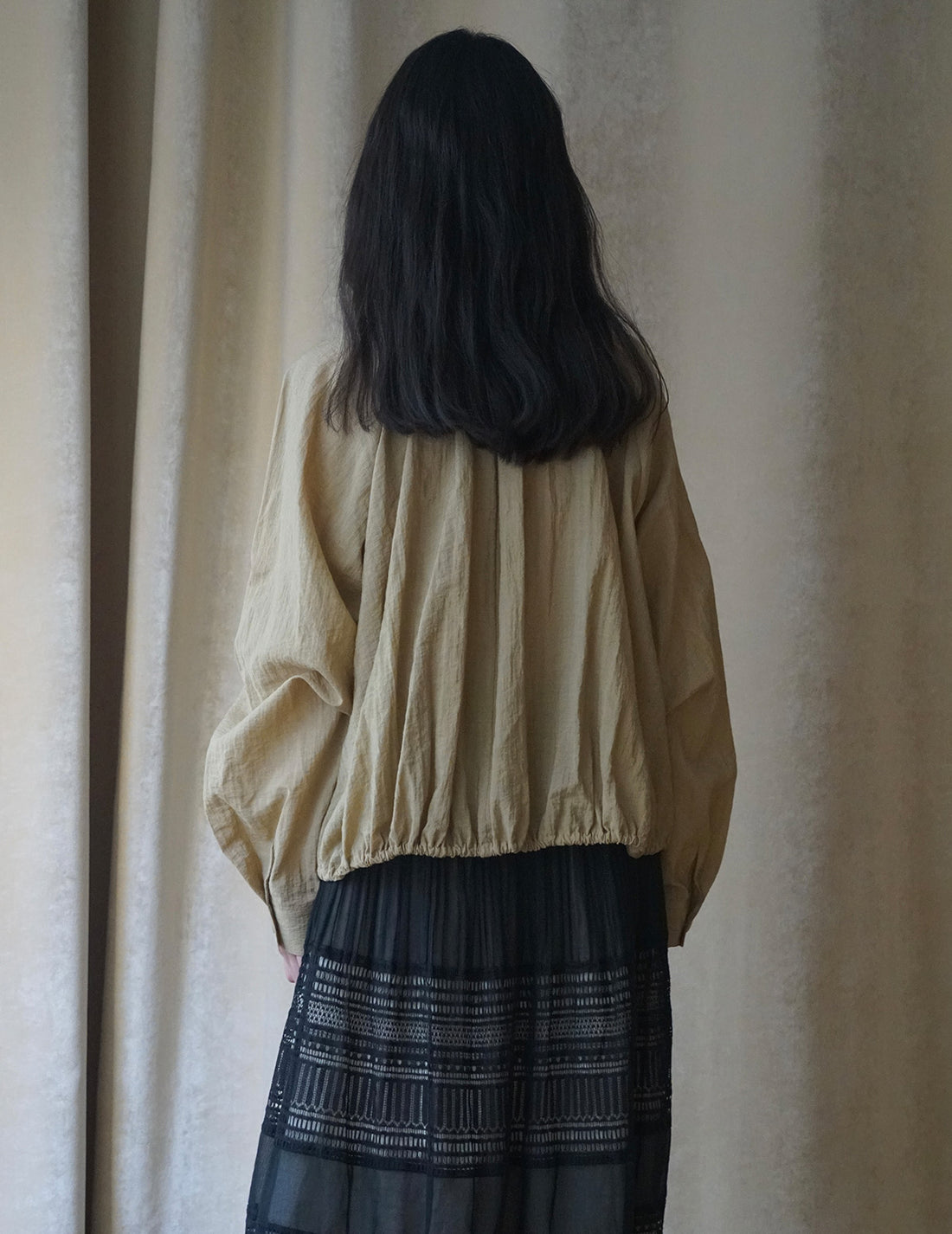 Chemise à fronces et cravate - Sable