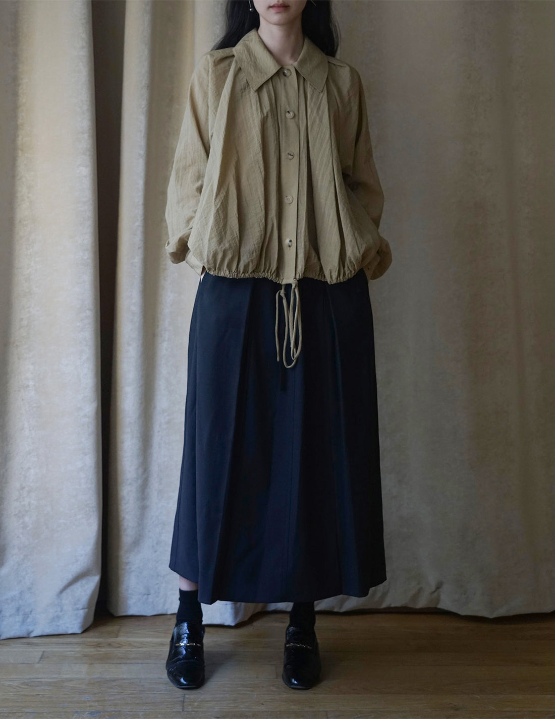 Chemise à fronces et cravate - Sable