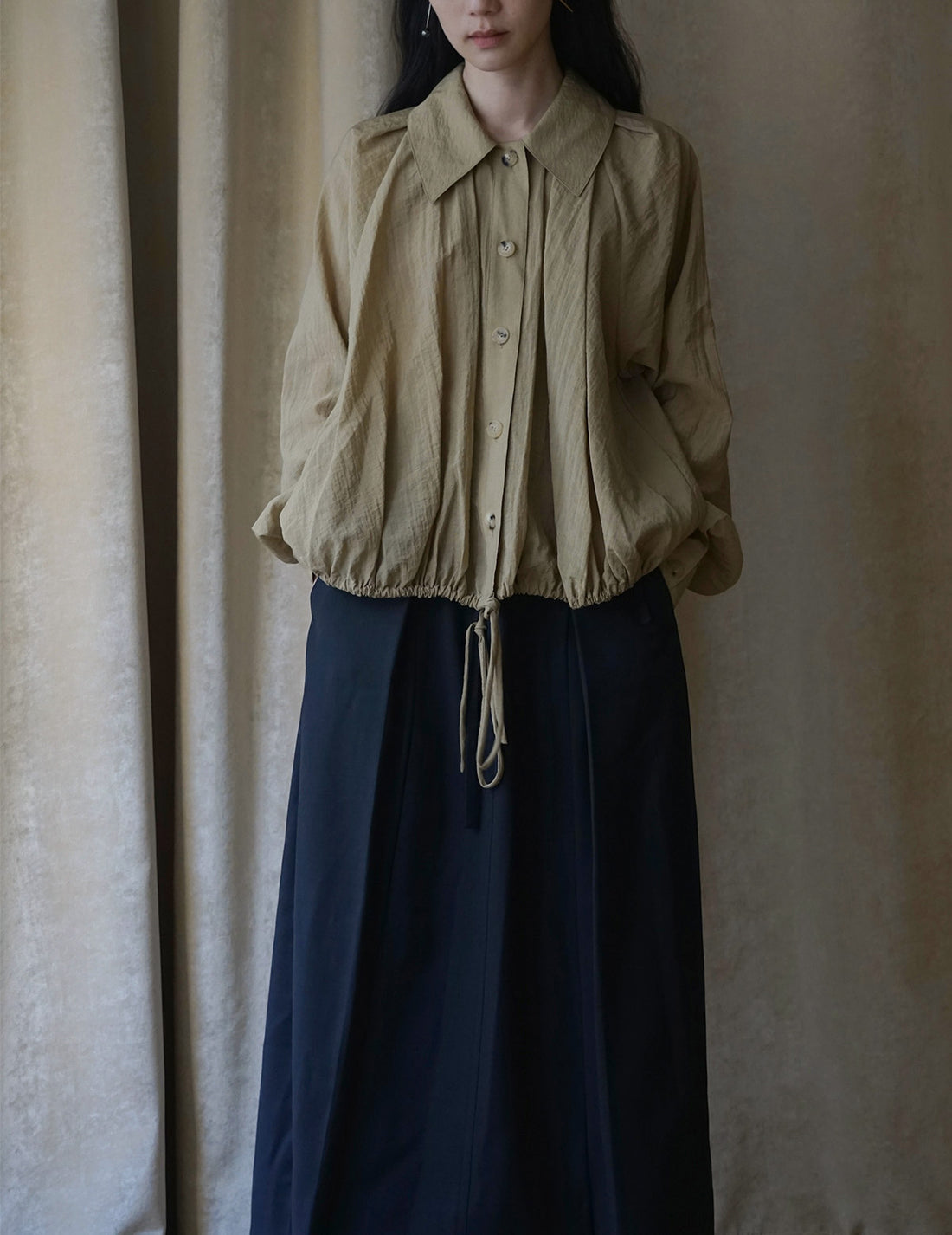 Chemise à fronces et cravate - Sable