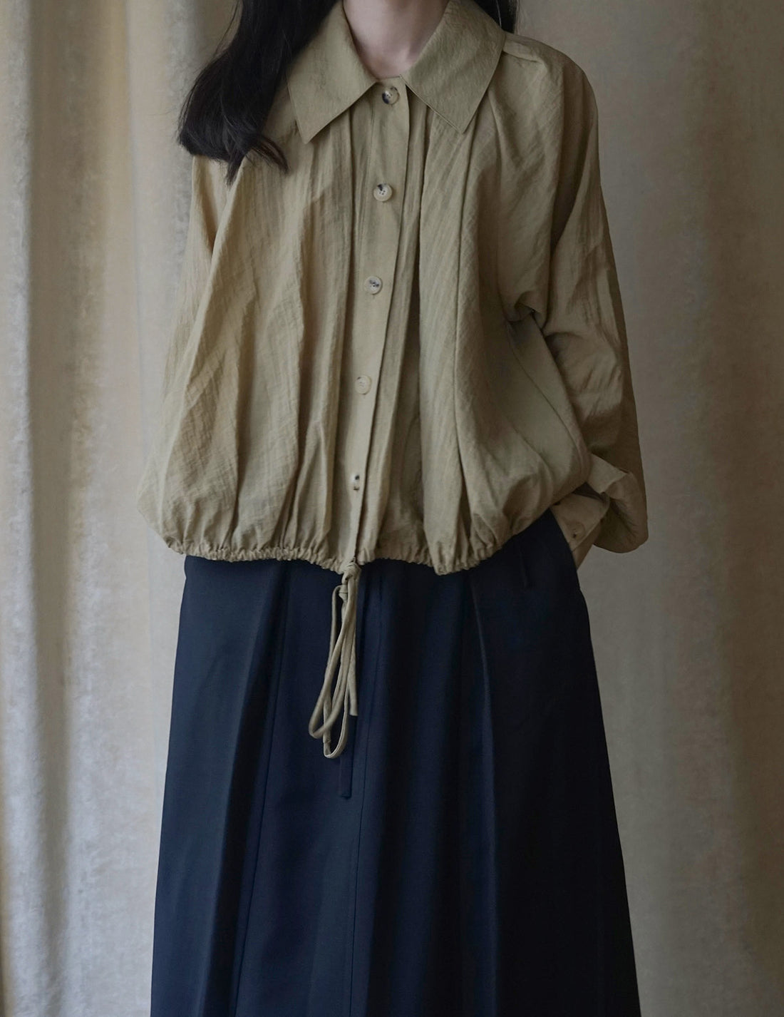 Chemise à fronces et cravate - Sable