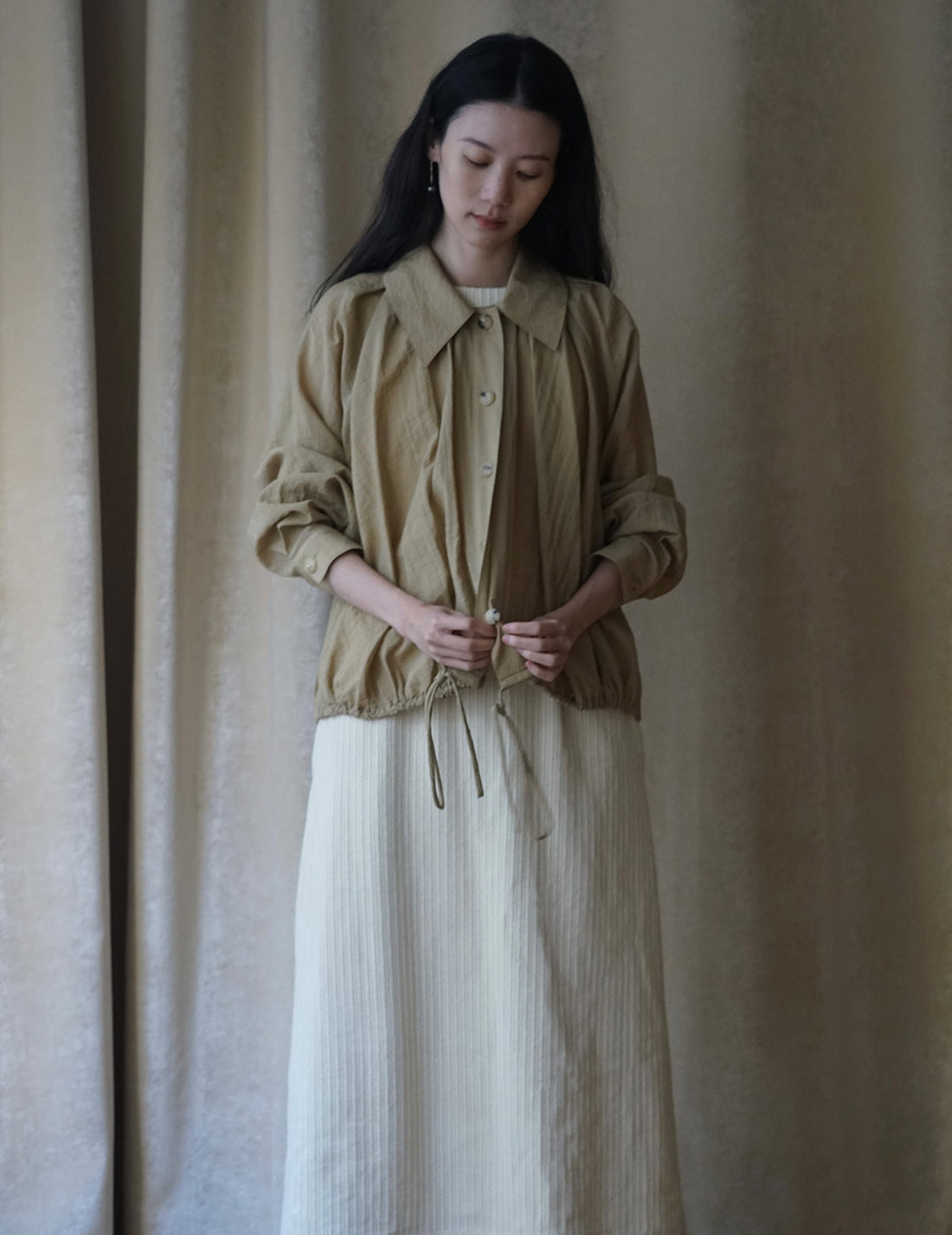 Chemise à fronces et cravate - Sable