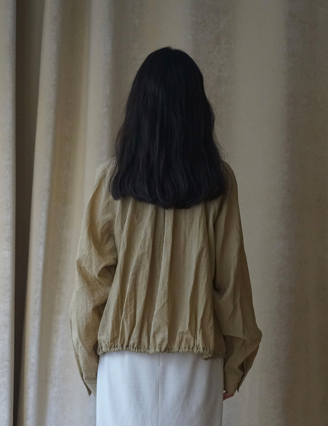 Chemise à fronces et cravate - Sable