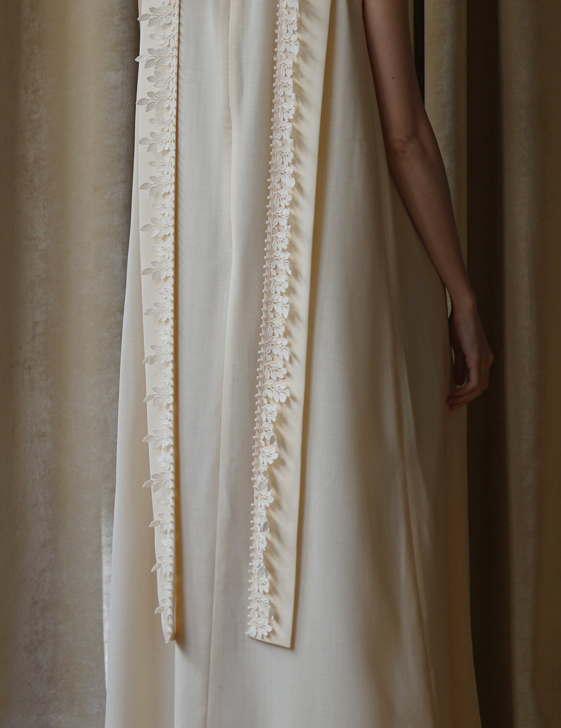 Robe vigne sans manches. Beige