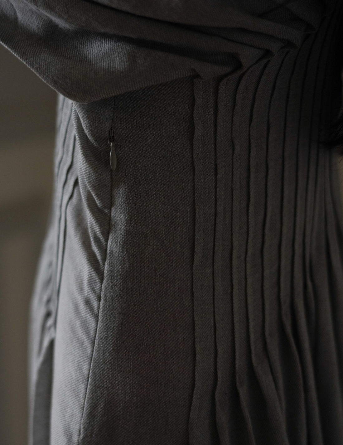 Mark Kenly Domino Tan | Dashika Dress・ Light Moss