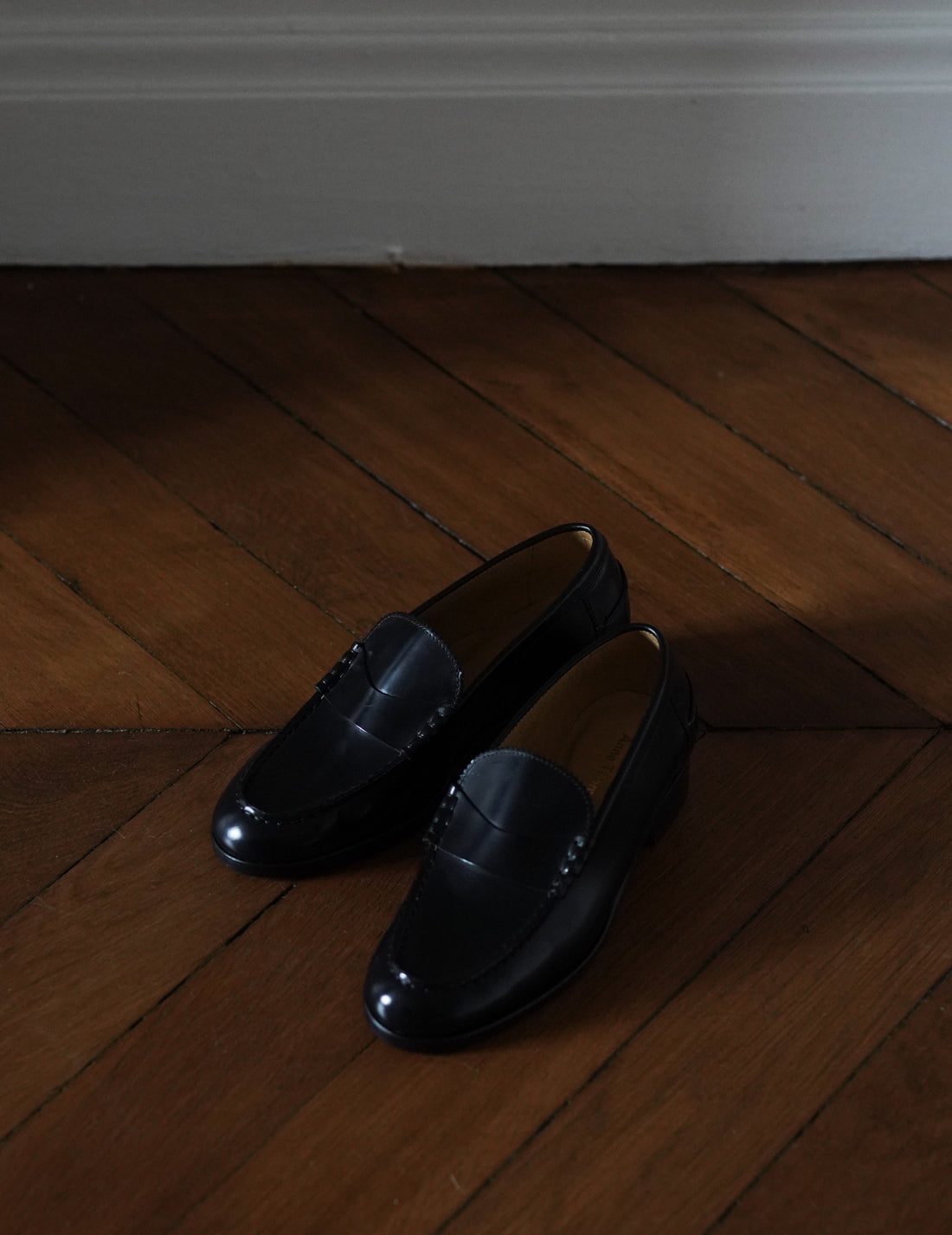 Anne Thomas | Marie Cécile Loafers・Polido Black