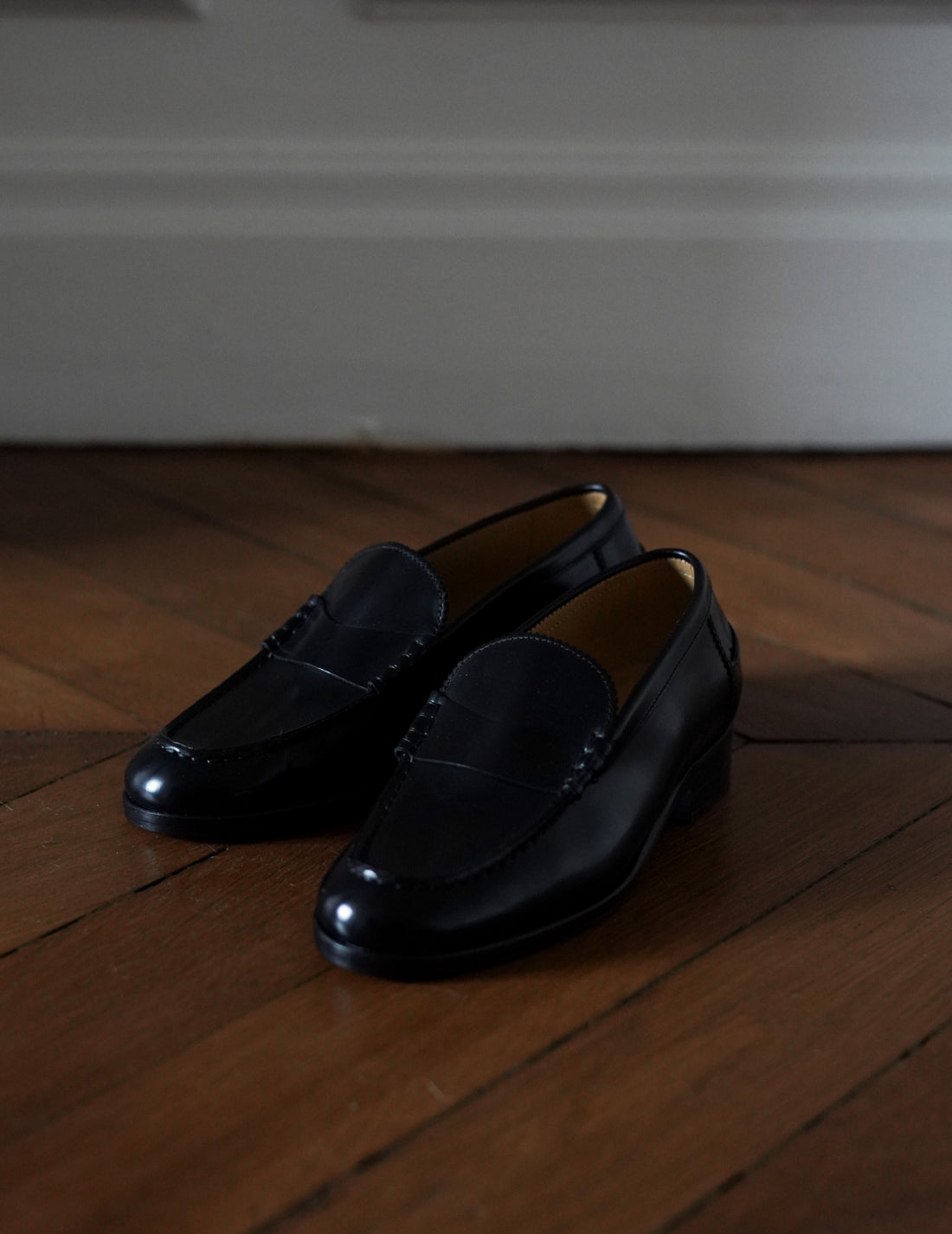 Anne Thomas | Marie Cécile Loafers・Polido Black