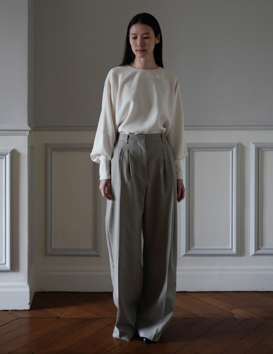 Mark Kenly Domino Tan | Portlyn Pants・Eucalyptus