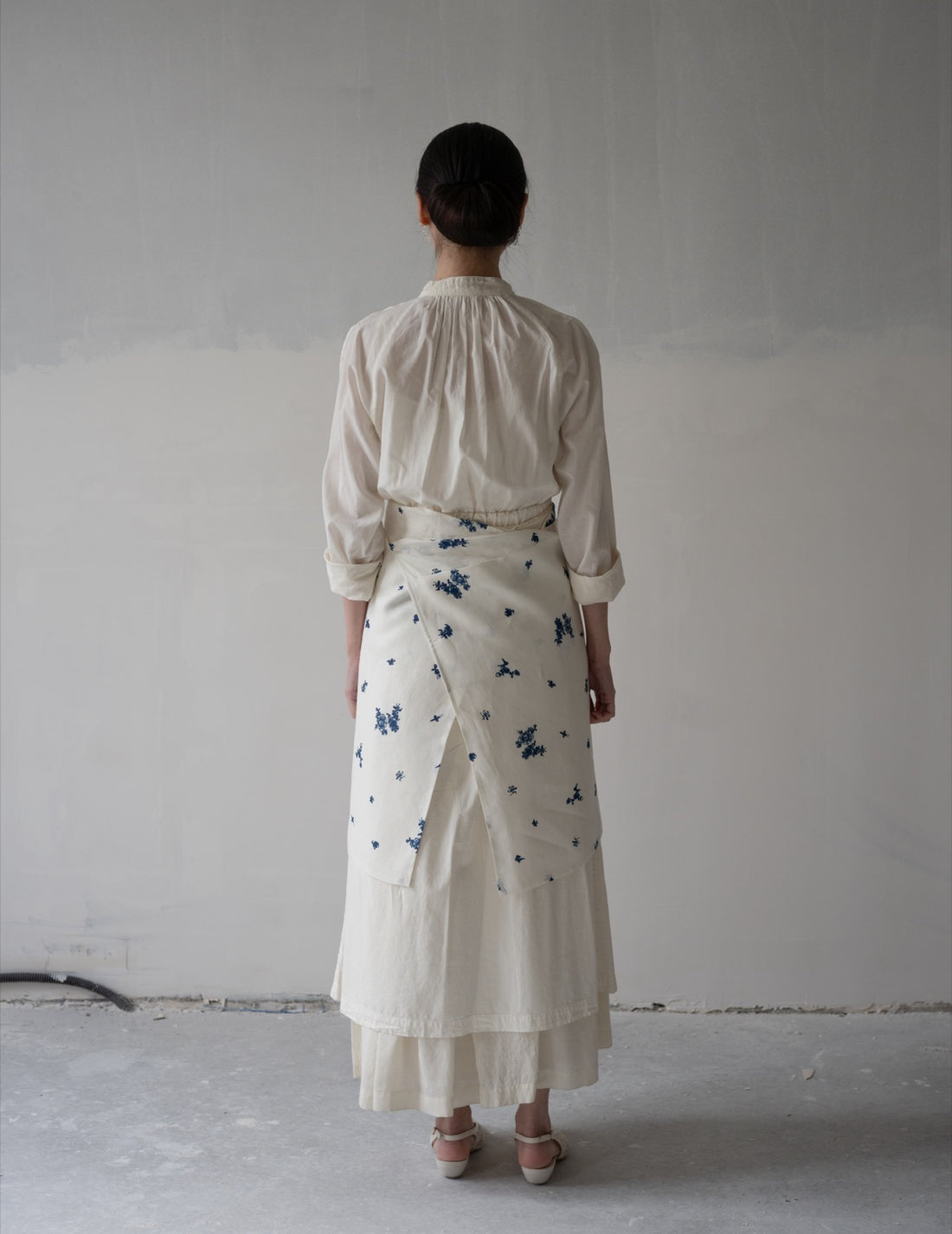 Quitan | Indigo Print Linen Apron・Indigo Print