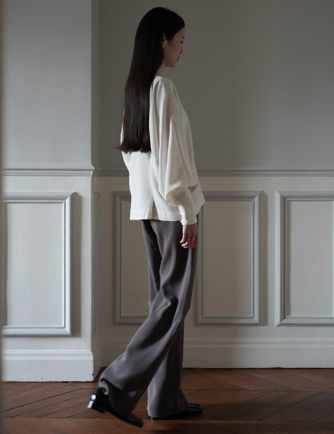 Mark Kenly Domino Tan | Palmira Pants・Dark Moss
