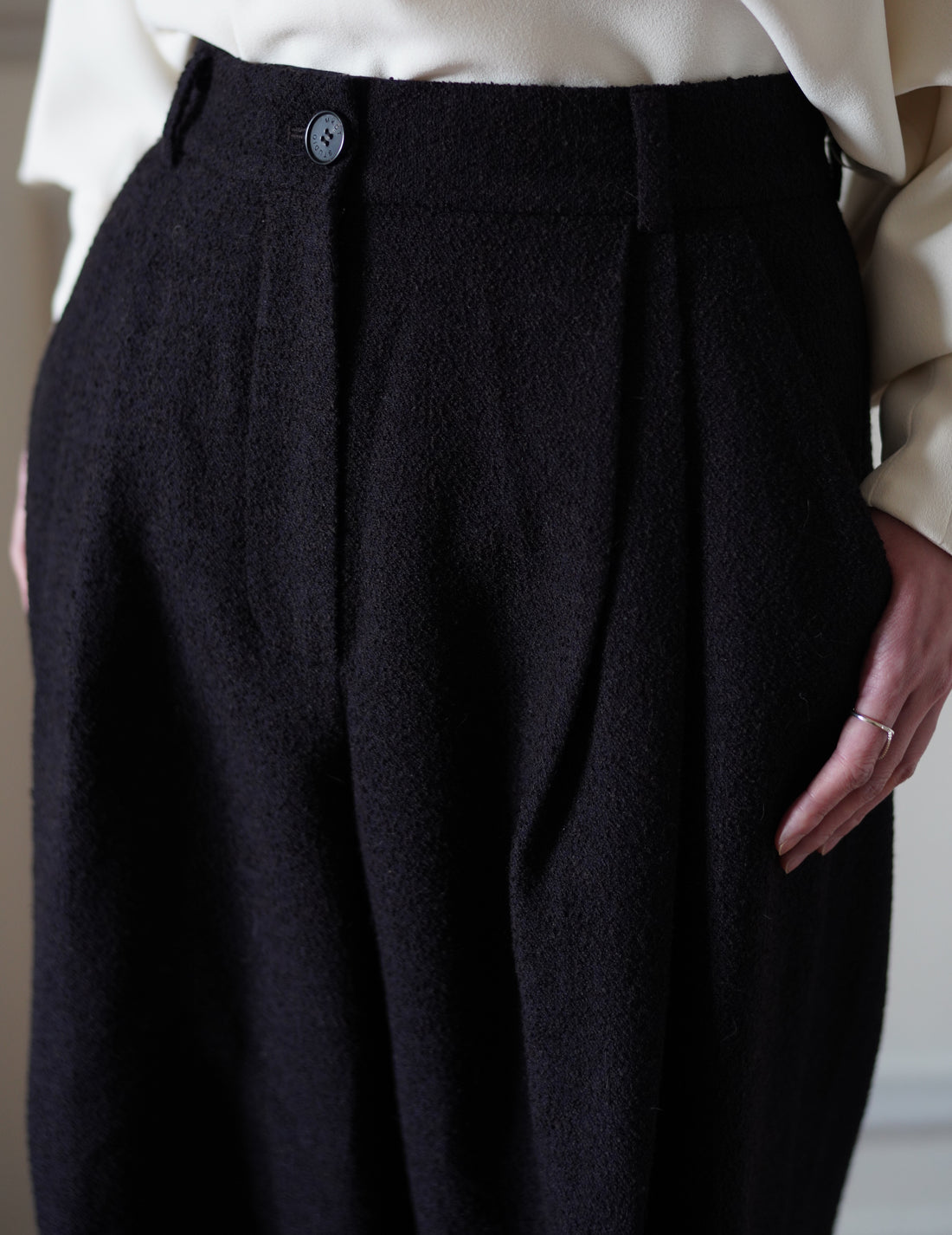 Mark Kenly Domino Tan | Paola Pants・Dark Brown