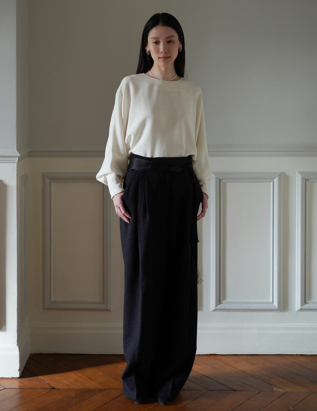 Mark Kenly Domino Tan | Aroi Collar・Black