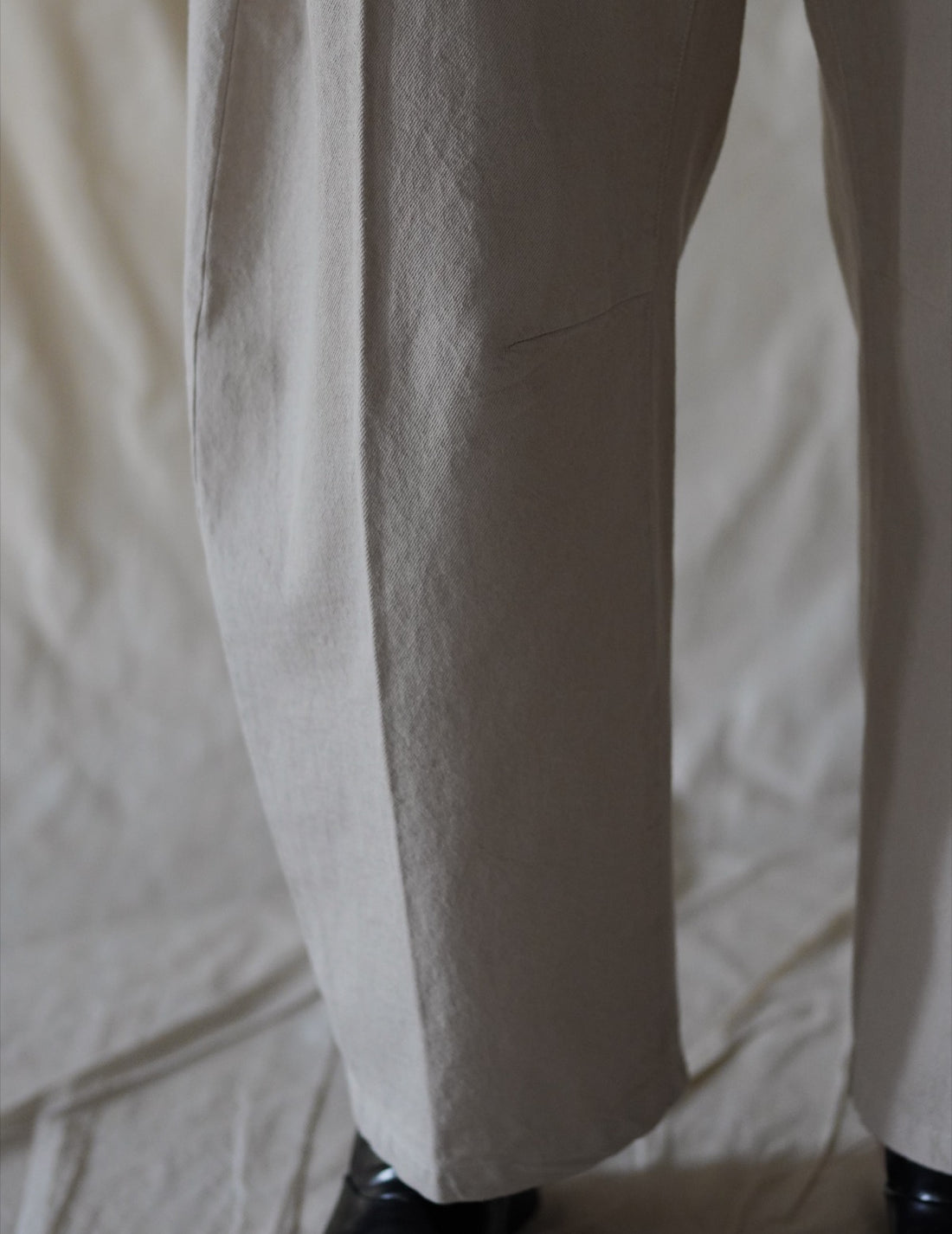 Mark Kenly Domino Tan | Pella Pants Stone