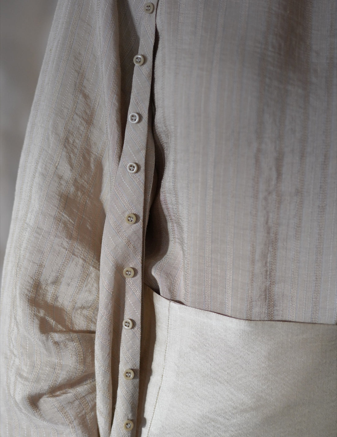 ELOISE Jacquard Stripes Shirt・Beige