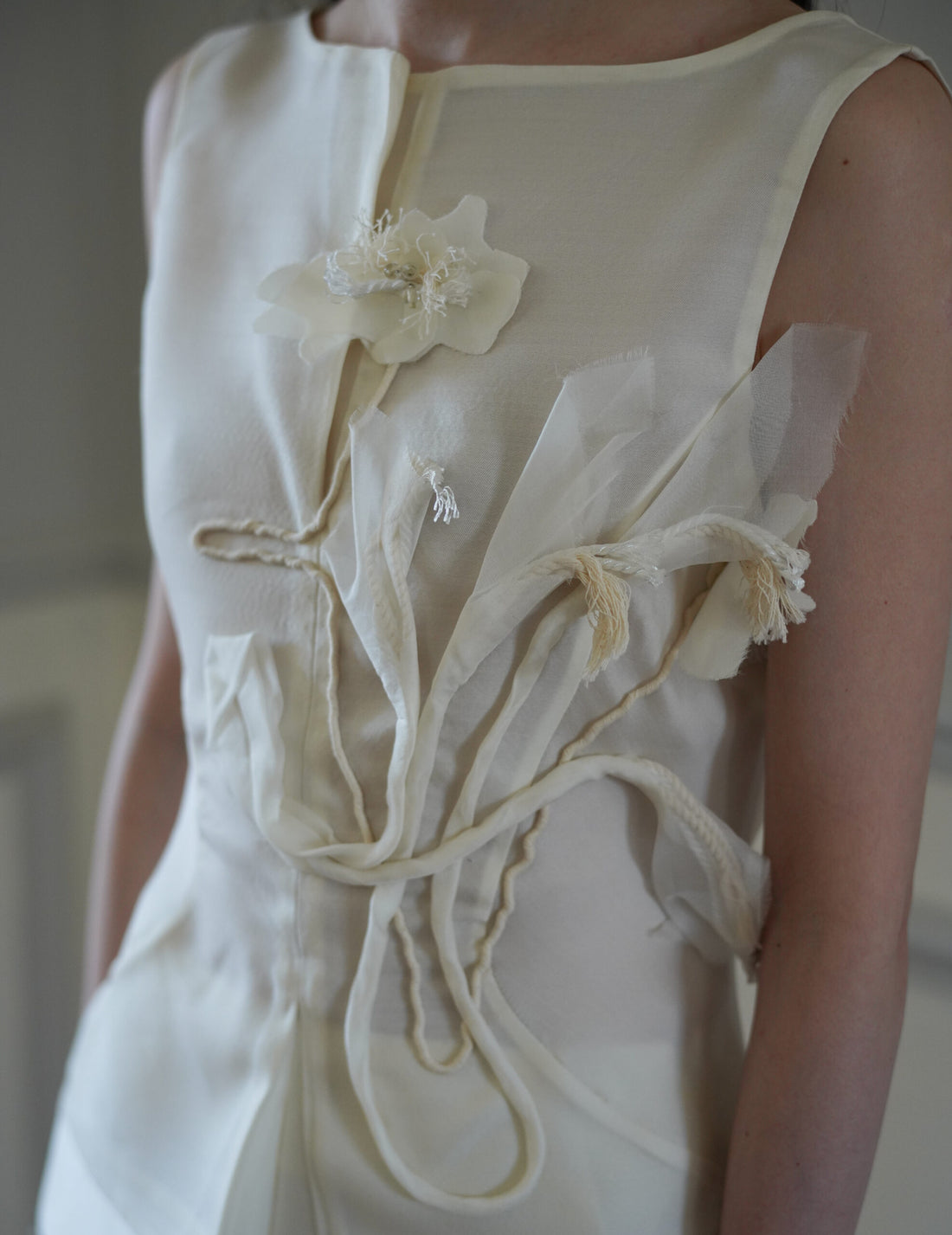 Mark Kenly Domino Tan | Atelier Tami Top・Ivory