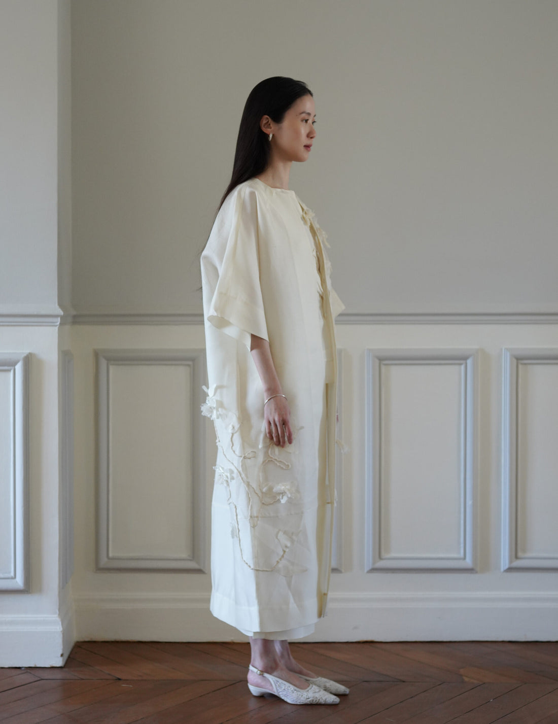 Mark Kenly Domino Tan | Atelier Cova Coat・Ivory