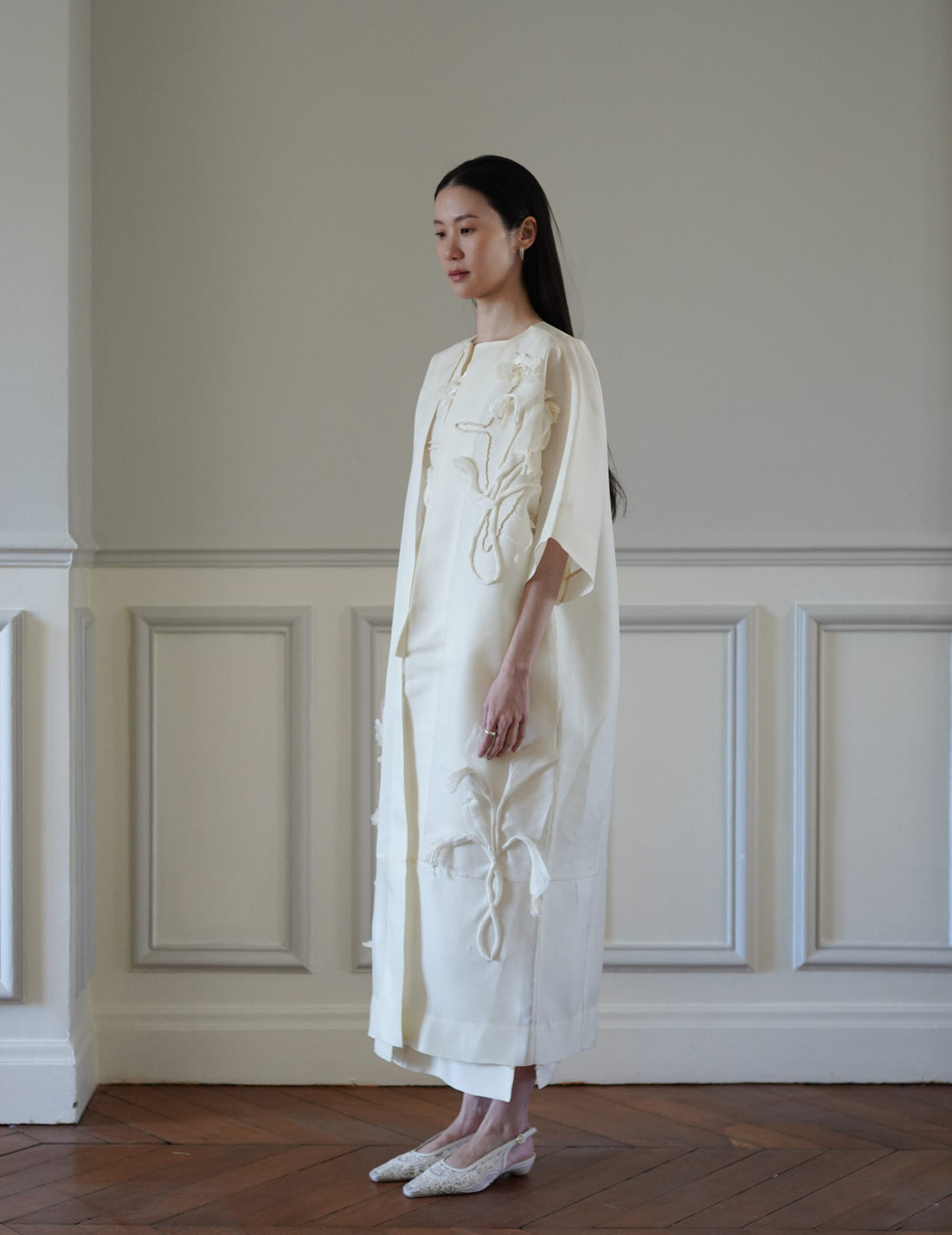 Mark Kenly Domino Tan | Atelier Cova Coat・Ivory
