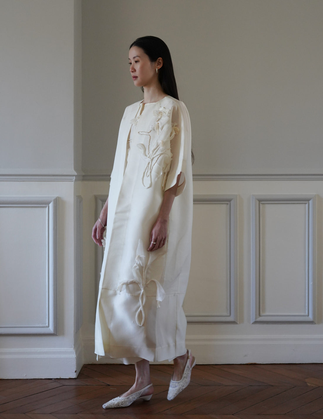 Mark Kenly Domino Tan | Atelier Cova Coat・Ivory
