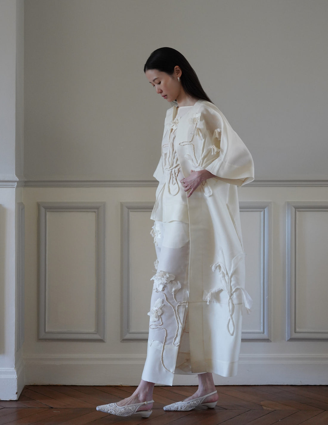 Mark Kenly Domino Tan | Atelier Cova Coat・Ivory