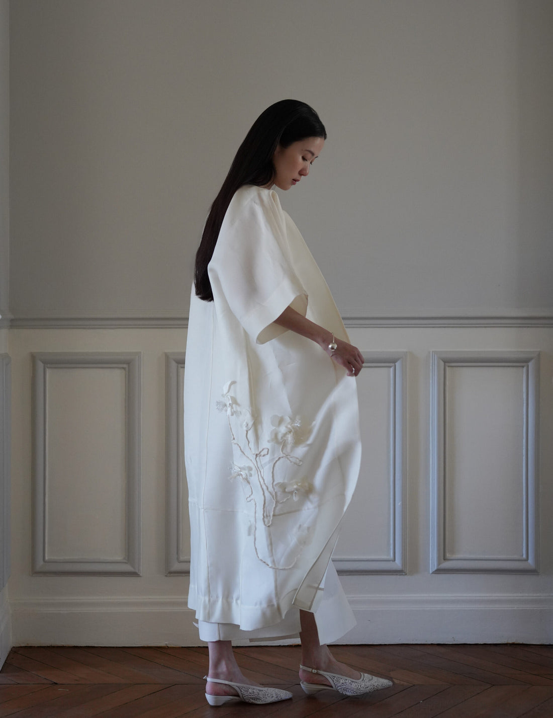 Mark Kenly Domino Tan | Atelier Cova Coat・Ivory
