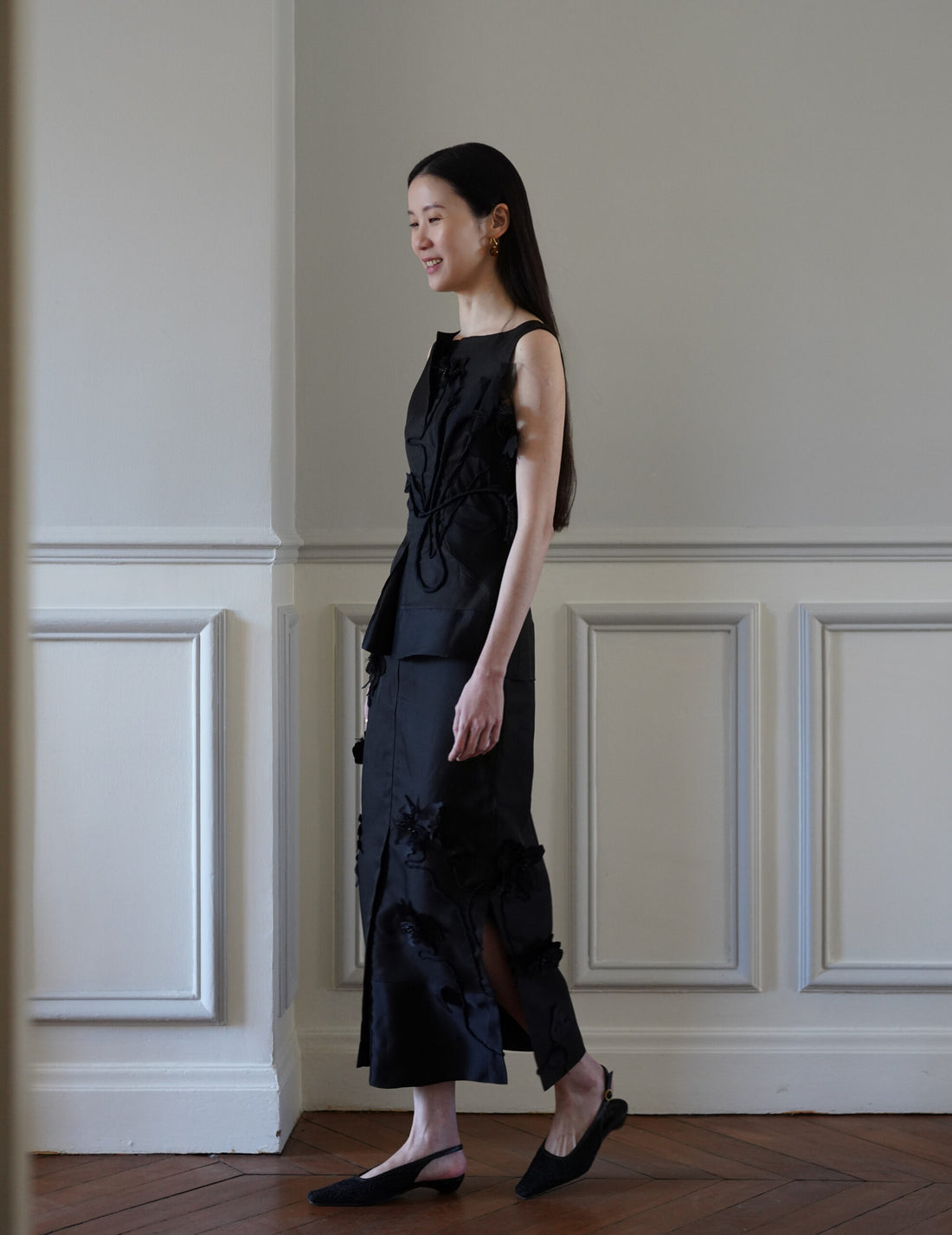 Mark Kenly Domino Tan ｜Atelier Tami Top・Black