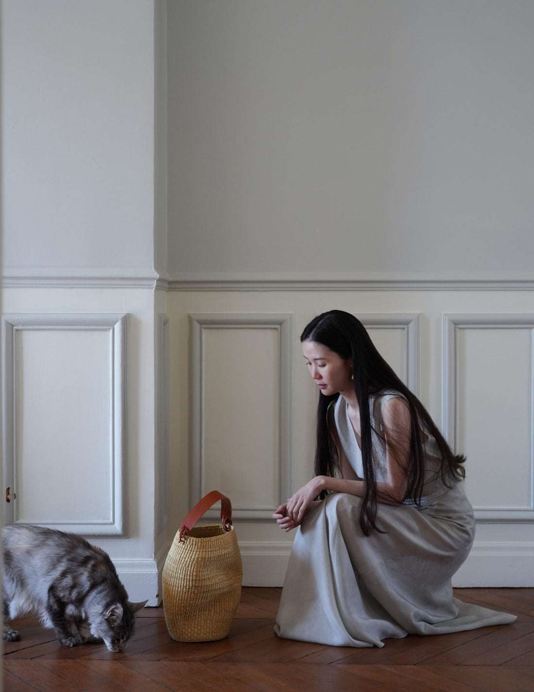 INES BRESSAND | Akamae Crumpled Woven Bag N.40・Brown