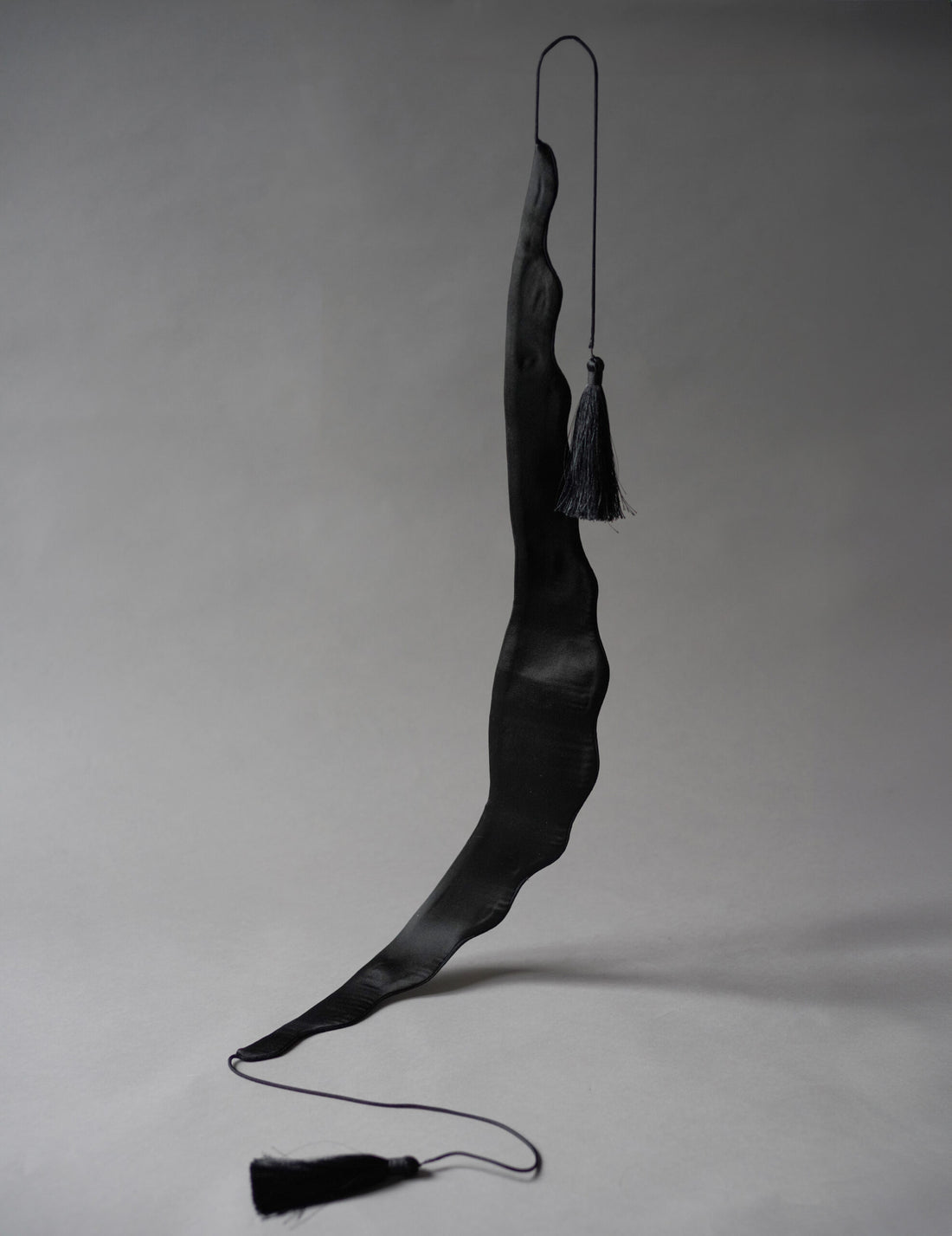 Mark Kenly Domino Tan | Aroi Collar・Black