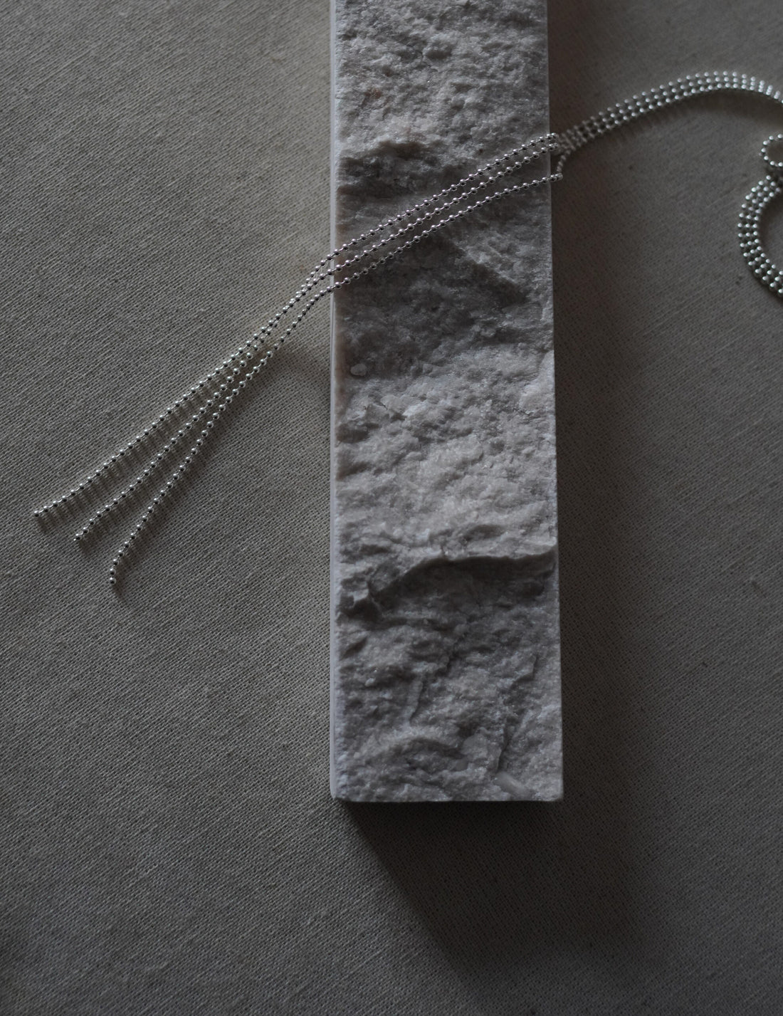 MAGGOOSH | ALTAR SCARF Necklace・Silver