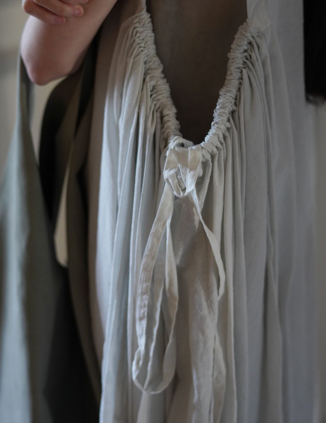 QUITAN | Girl's Dress in Dhanetah Jat・Tint