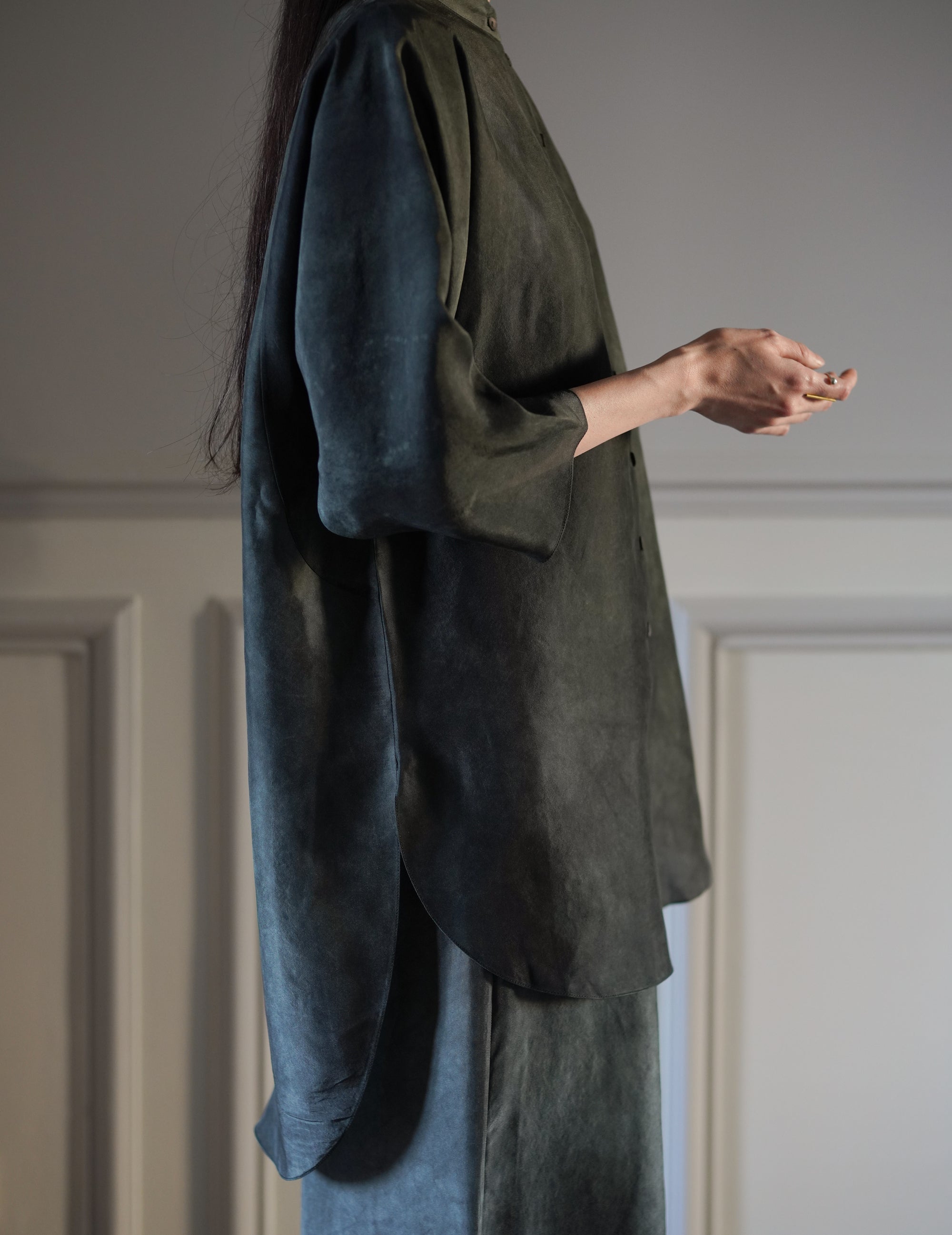 Salome Silk Shirt・Smoky Blue