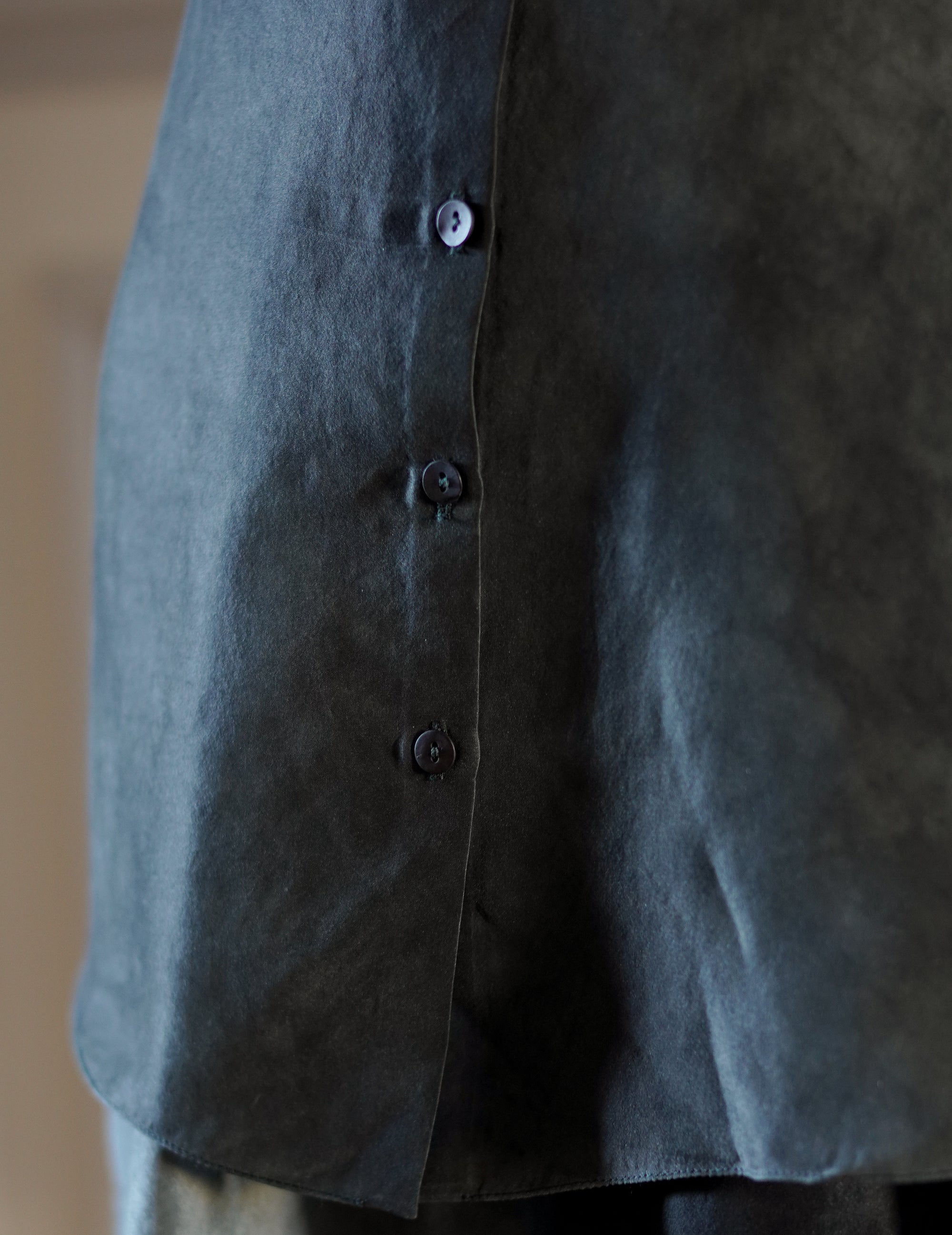 Salome Silk Shirt・Smoky Blue