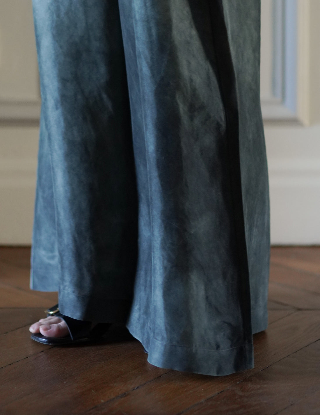 Cortana | Dali Silk Pants・Smoky Blue