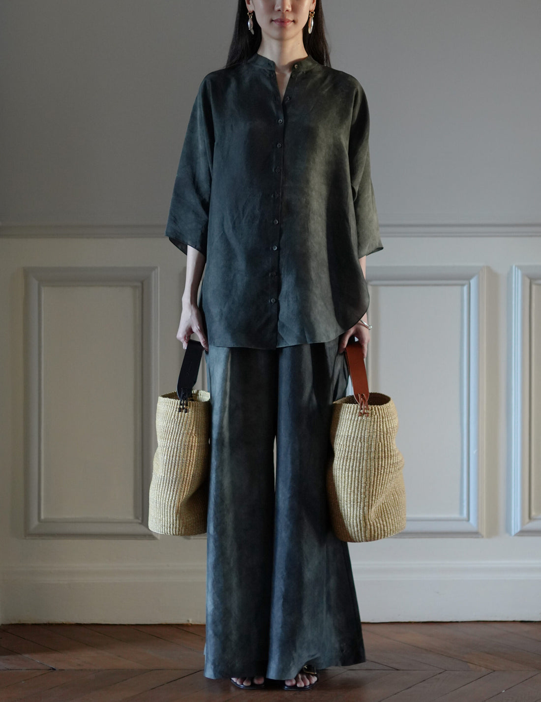 INES BRESSAND | Akamae Crumpled Woven Bag N.40・Brown