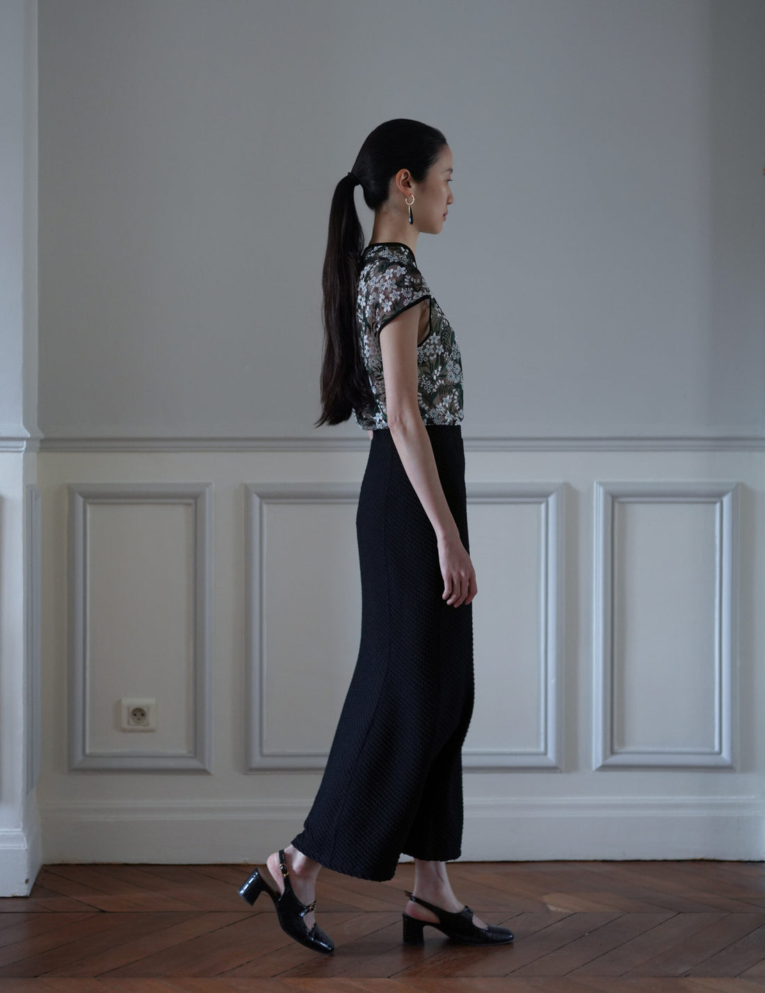 Mame Kurogouchi | Floral Lace French Sleeve Top - Green