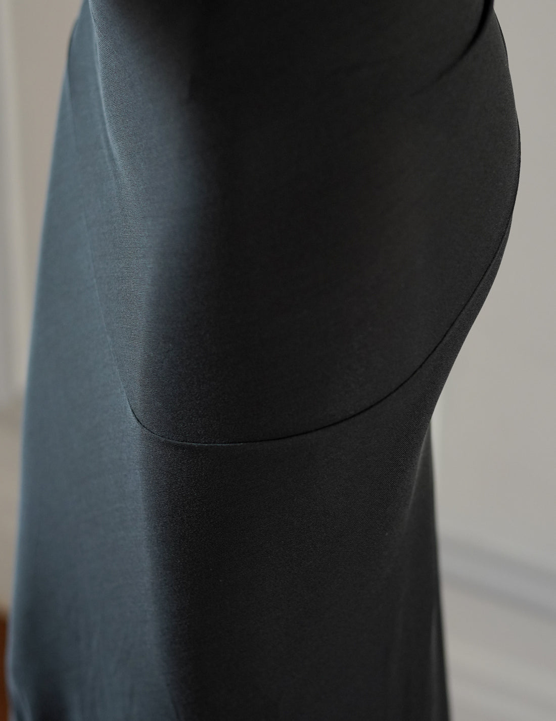 CORTANA | Anghela Draped Dress・Dark Green
