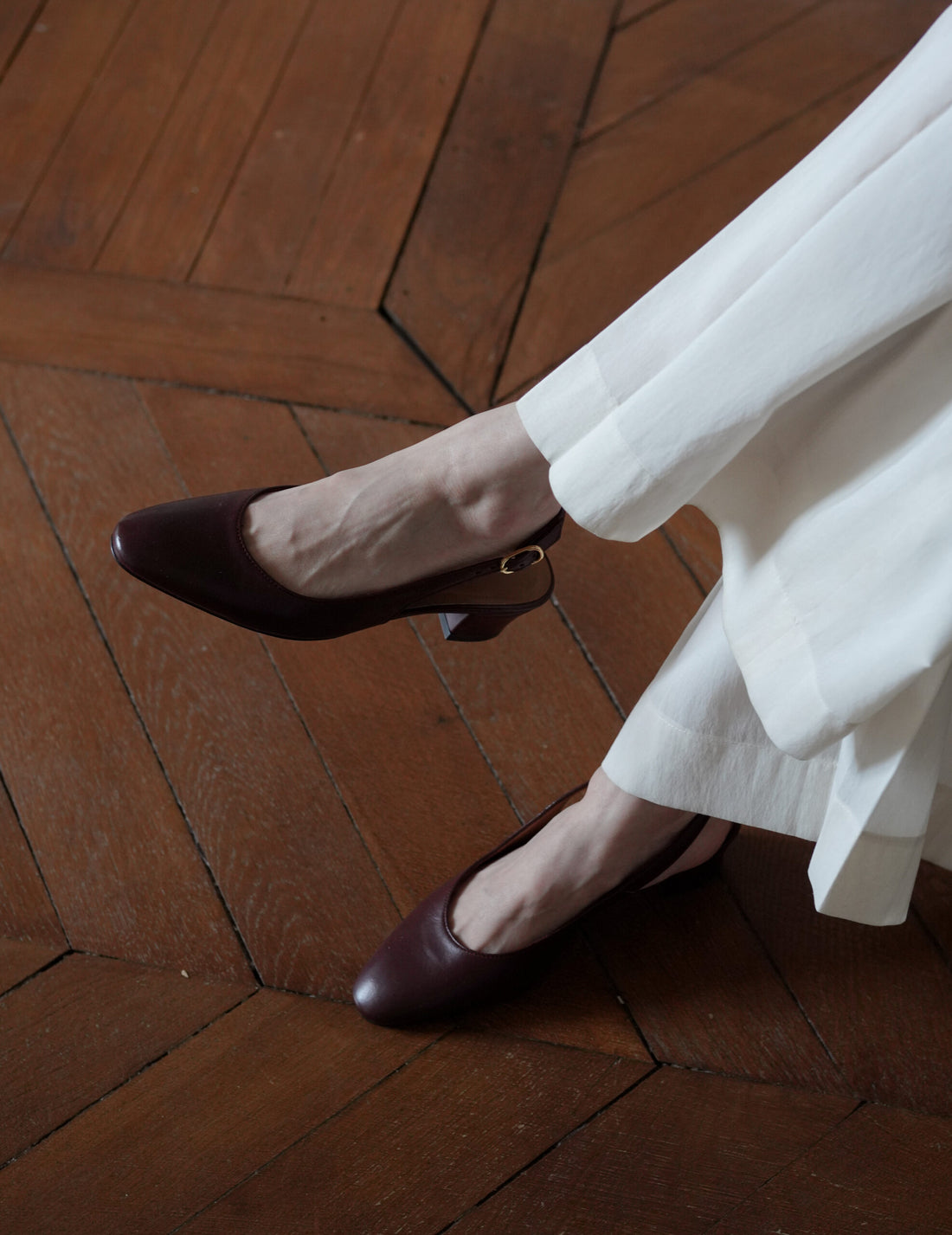 ANNE THOMAS | Anita Slingback Heels・Guiana