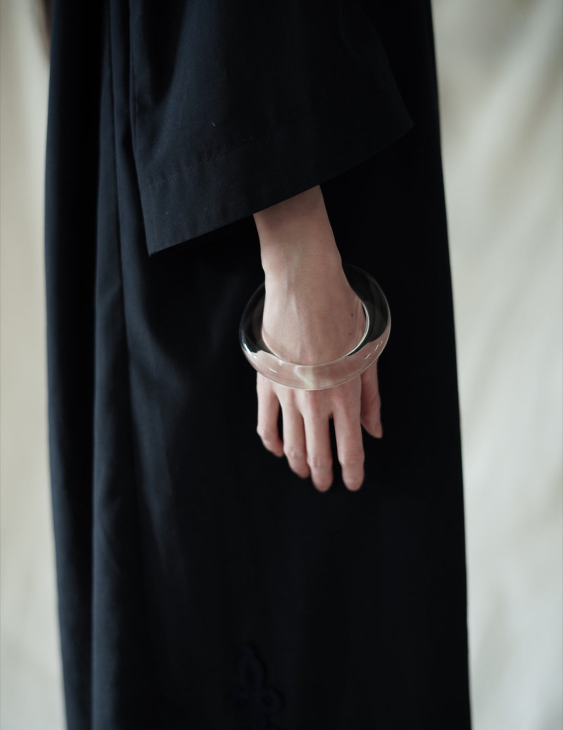 Glassy Tube Bangle・Clear