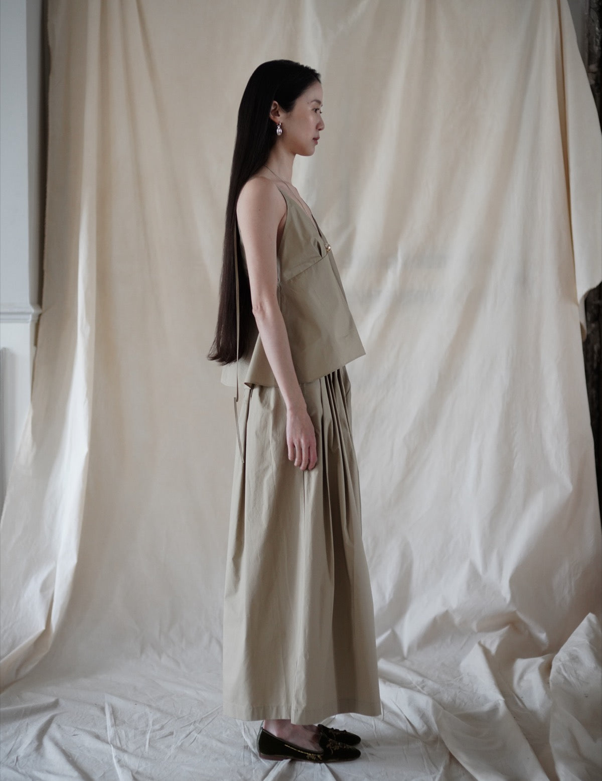 COTTON PLEATED CAMISOLE・BEIGE