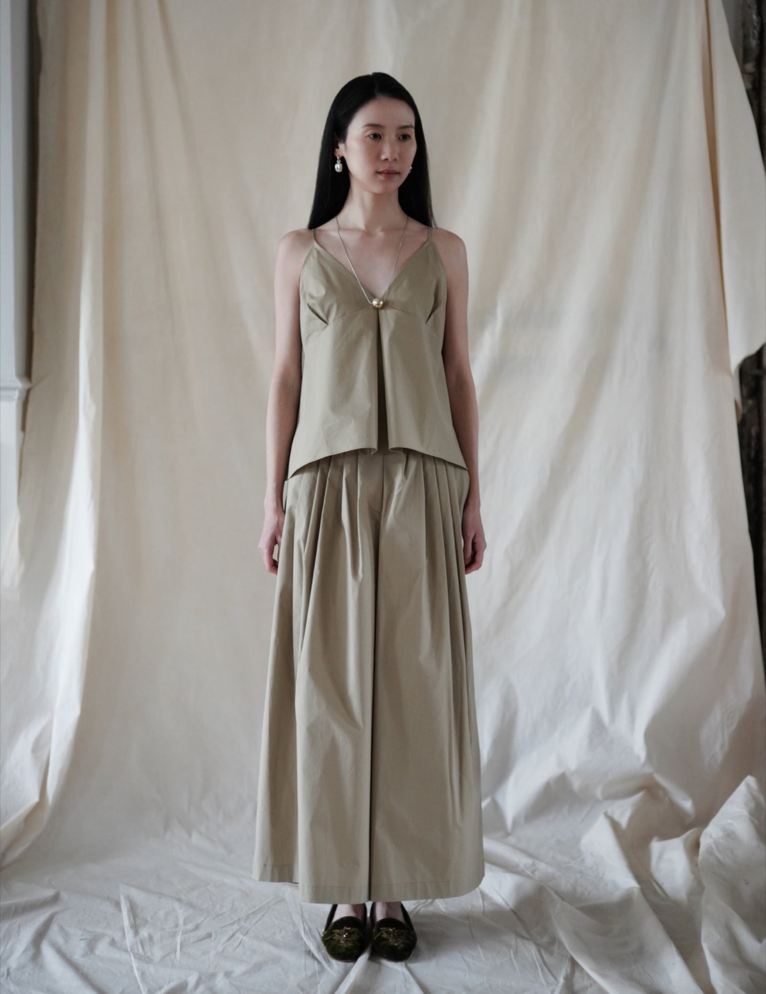 COTTON PLEATED CAMISOLE・BEIGE