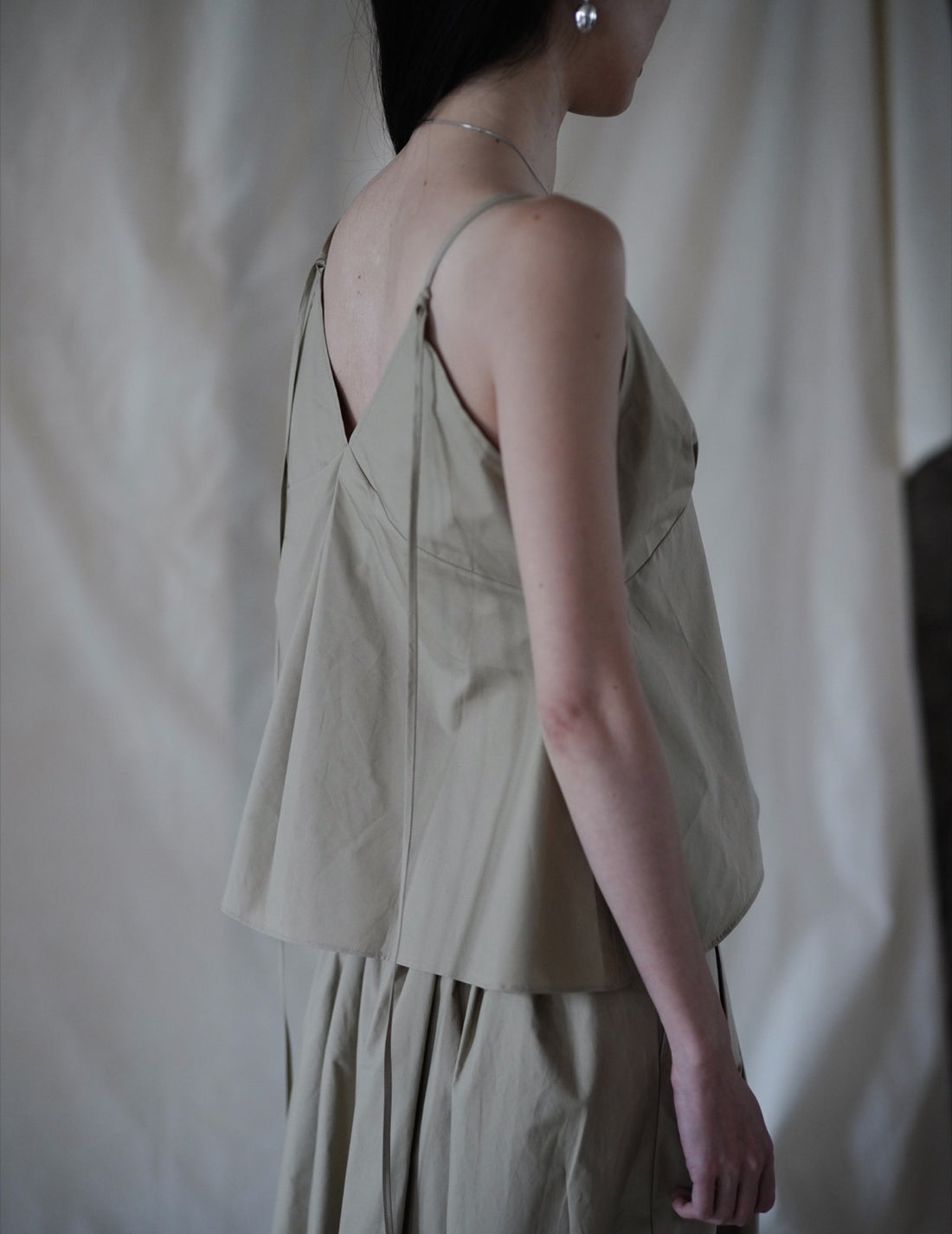 COTTON PLEATED CAMISOLE・BEIGE