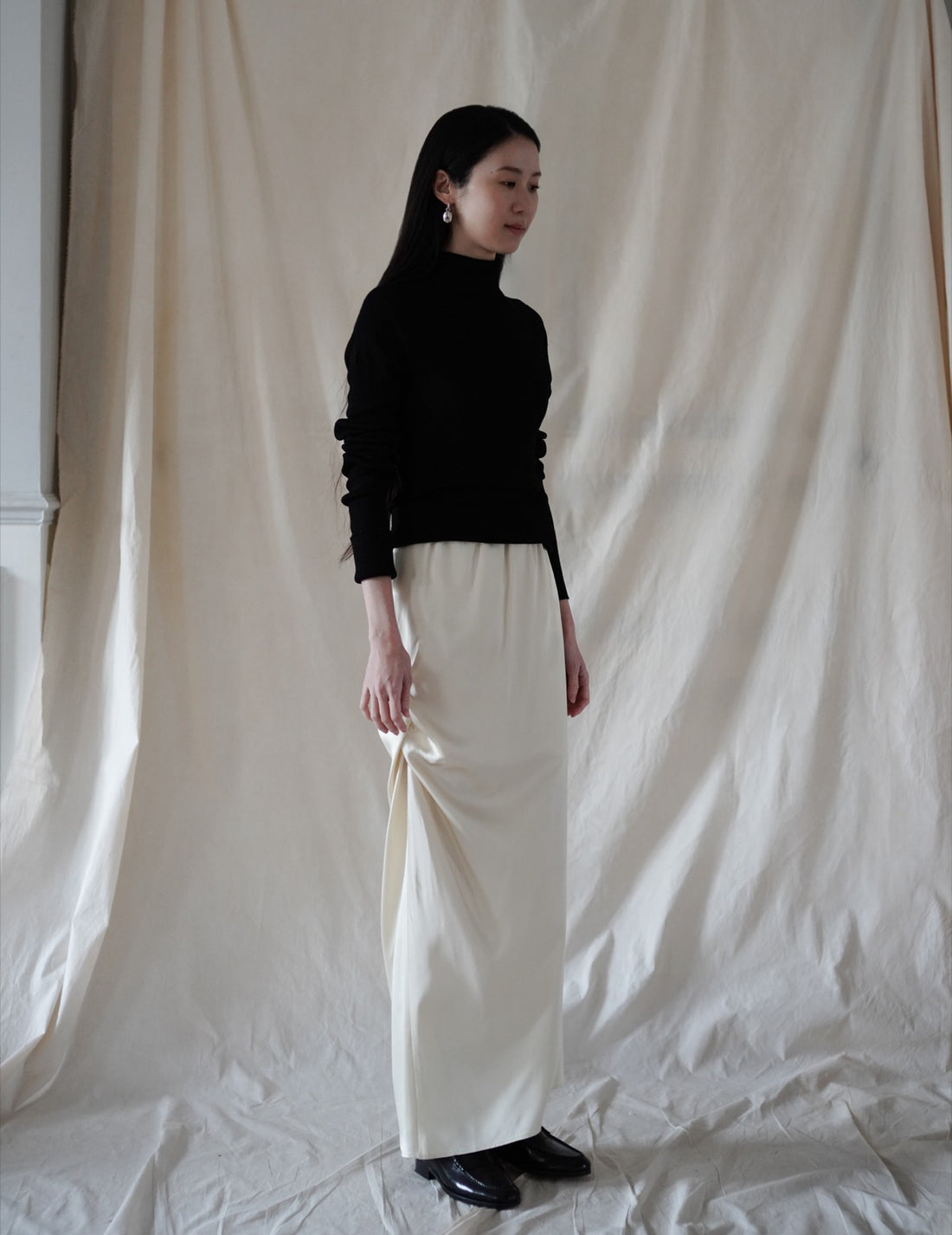 DRAPE SKIRT・CREAM