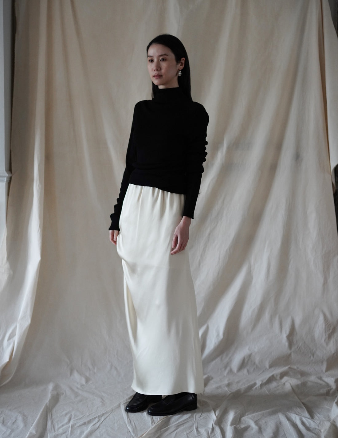 DRAPE SKIRT・CREAM