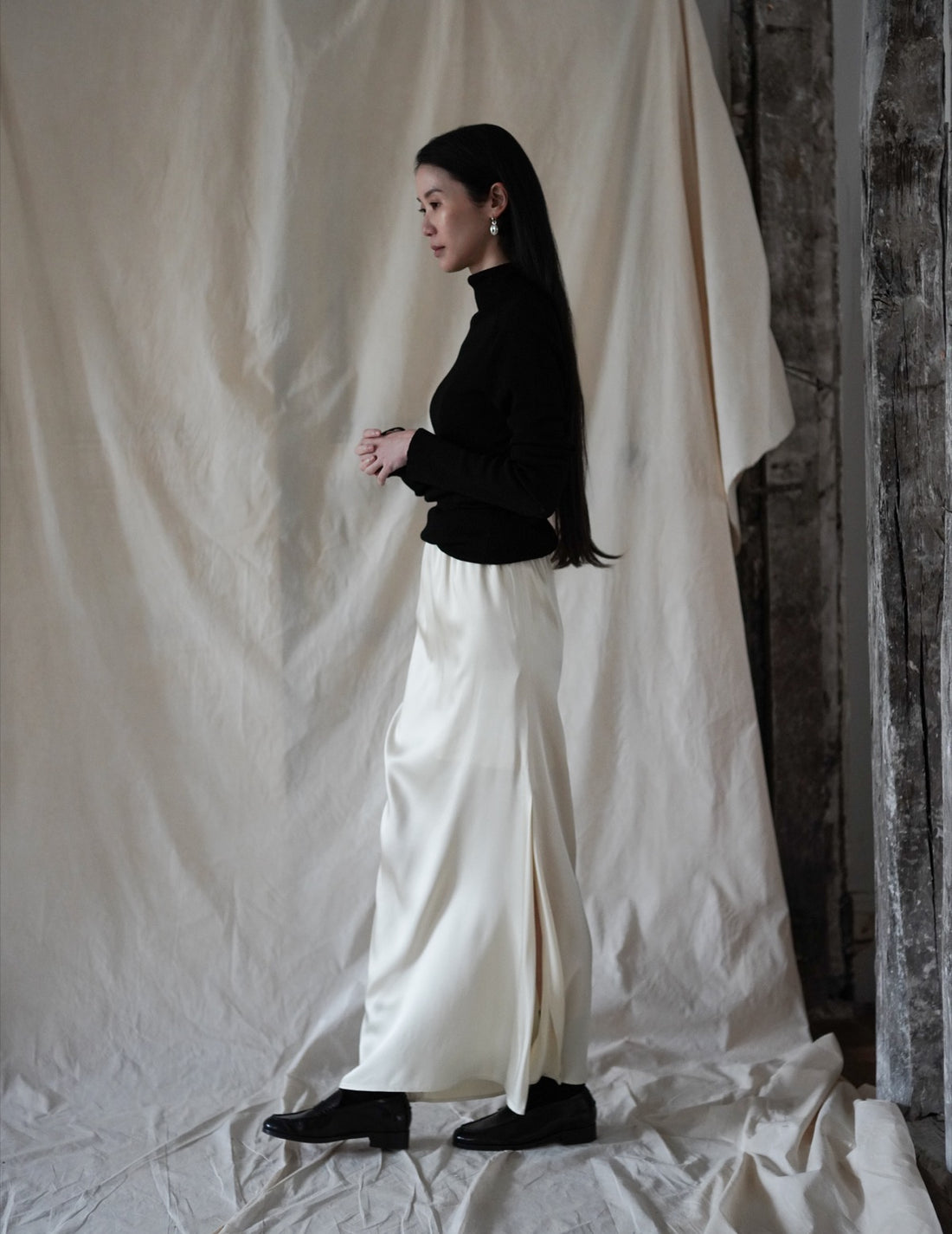 DRAPE SKIRT・CREAM