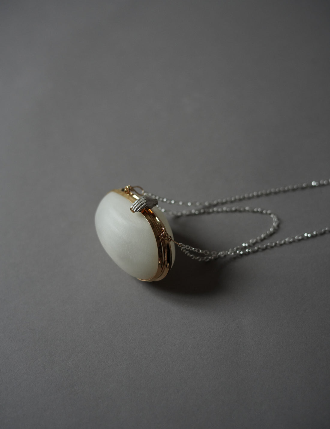 Limosnera Box Pendant Necklace