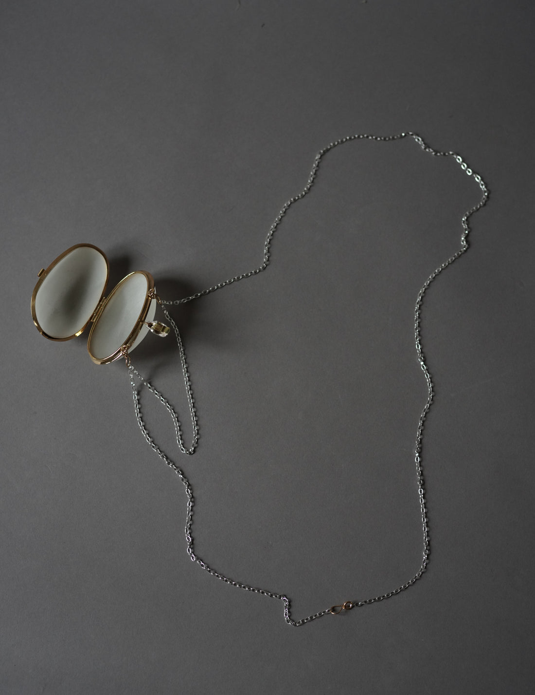 Limosnera Box Pendant Necklace