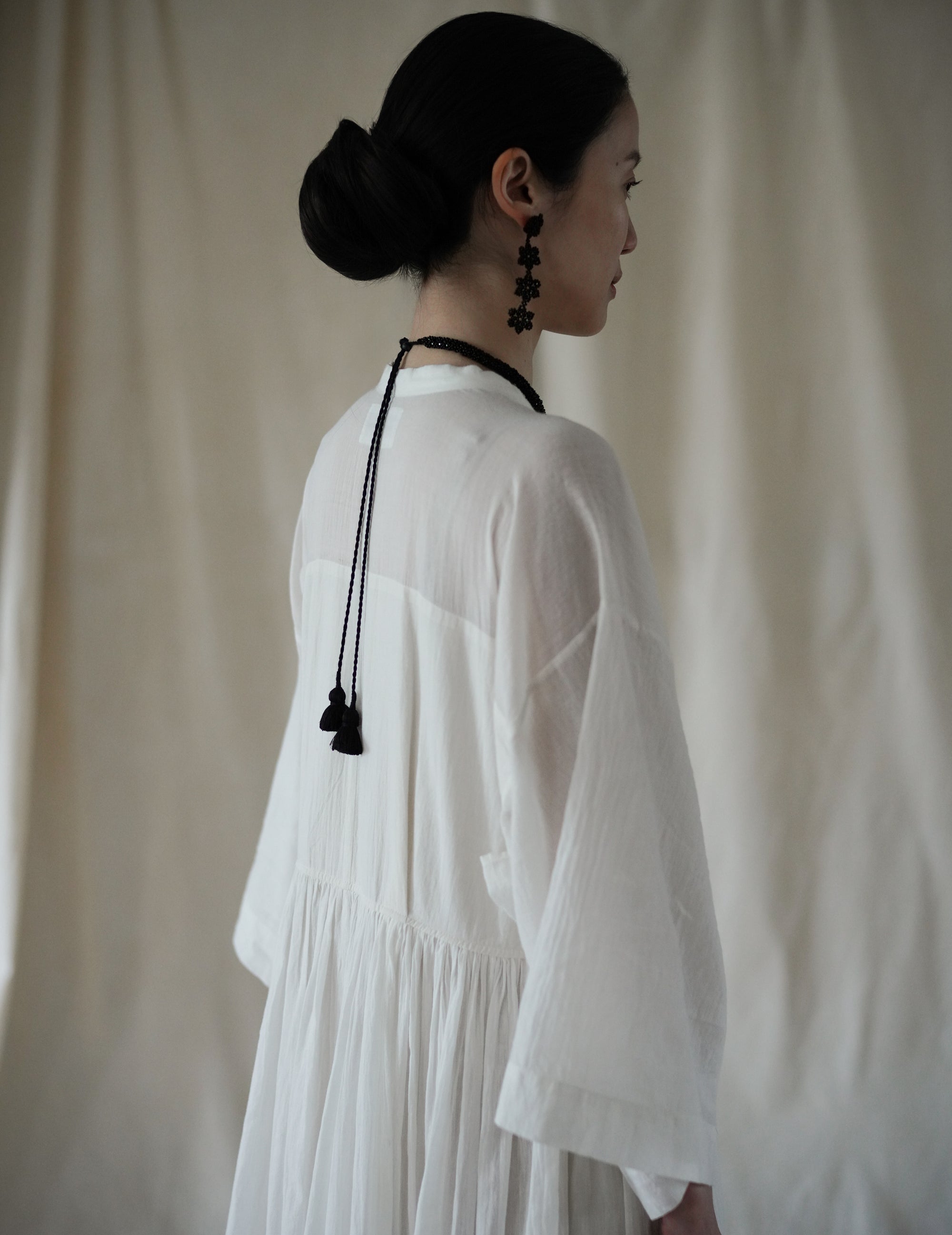 Snake Beaded Necklace・Black