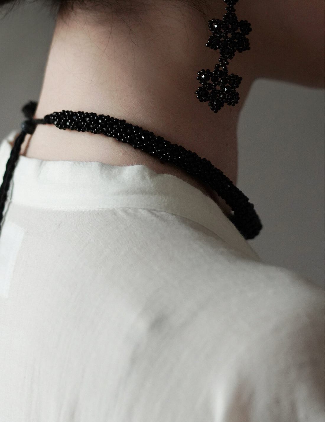 Snake Beaded Necklace・Black